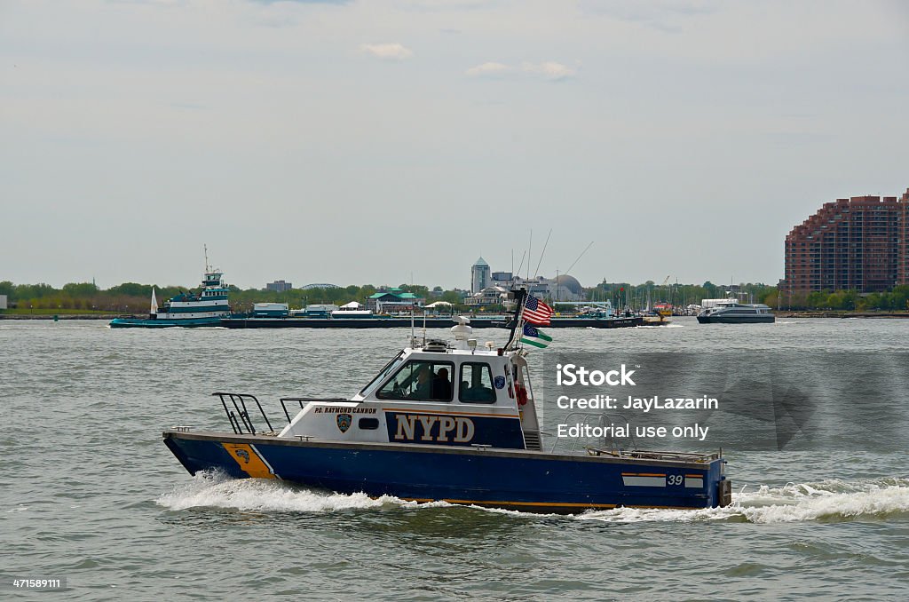 NYPD Harbor unidade lançamento P.O. Raymond Cannon, Hudson River, da cidade de Nova York - Foto de stock de Antiterrorismo royalty-free