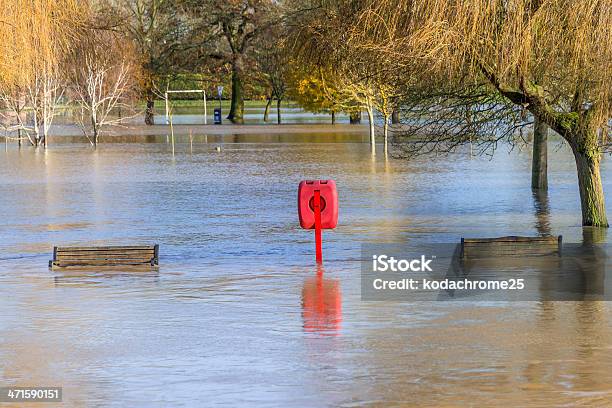 Inundaciones Foto de stock y más banco de imágenes de Accidentes y desastres - Accidentes y desastres, Aire libre, Avon - Warwickshire