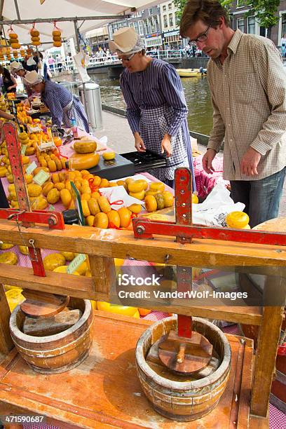 Mercado De Queijo - Fotografias de stock e mais imagens de Alkmaar - Alkmaar, Cidade Pequena, Comida