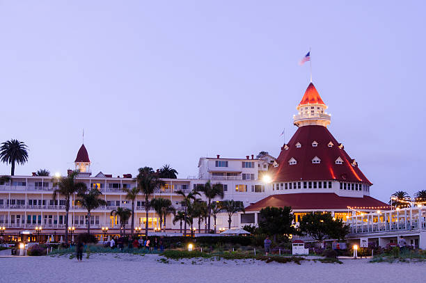 델 코로나도 야간에만 - hotel del coronado 뉴스 사진 이미지