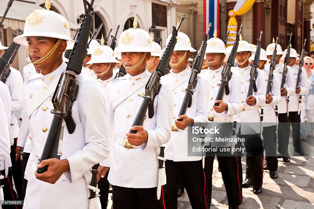 Desfile de los reyes protecciones - Foto de stock de Accesorio de cabeza libre de derechos