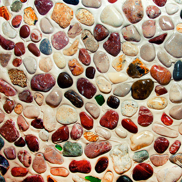 бесшовный узор из камней - stone rock river pebble стоковые фото и изображения
