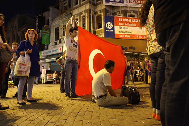 ocupar taksim - recep tayyip erdogan activist event gezi imagens e fotografias de stock