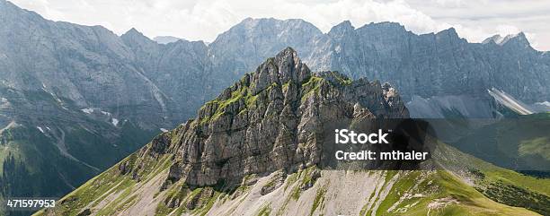 Wild Karwendelgebirge Mountain Peak Stockfoto und mehr Bilder von Alpen - Alpen, Berggipfel, Bergsteigen