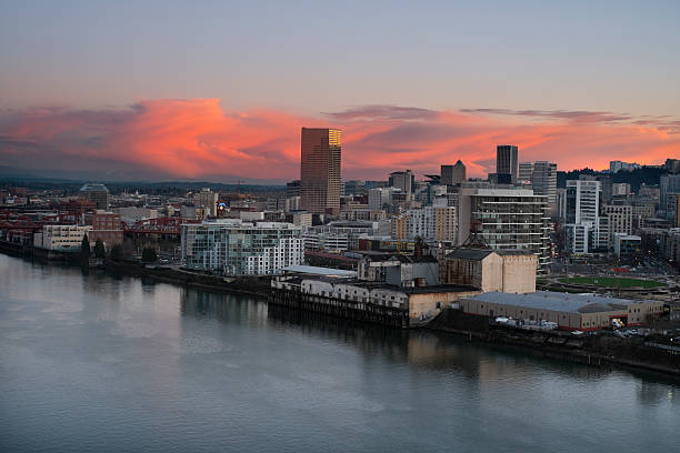 istock Portland, Oregon skyline at sunset on the Willamette River 471598942