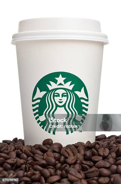 Kaffee Von Starbucks Nahaufnahme Stockfoto und mehr Bilder von Starbucks - Starbucks, Kaffee - Getränk, Trinkgefäß