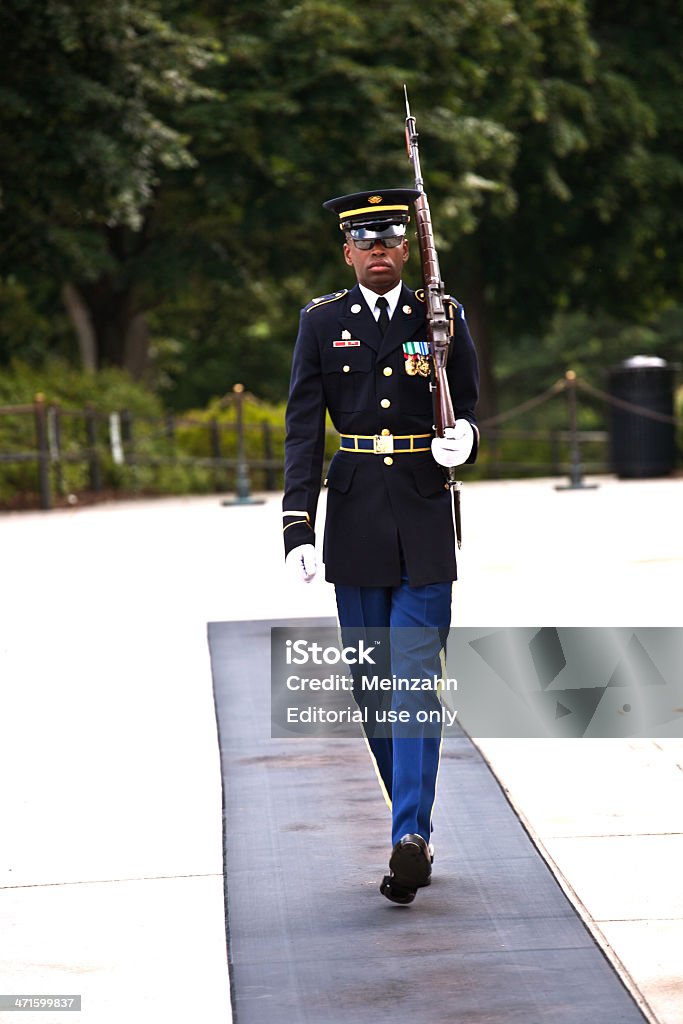 Cambio della guardia di Arlington - Foto stock royalty-free di Monumento al milite ignoto - Arlington