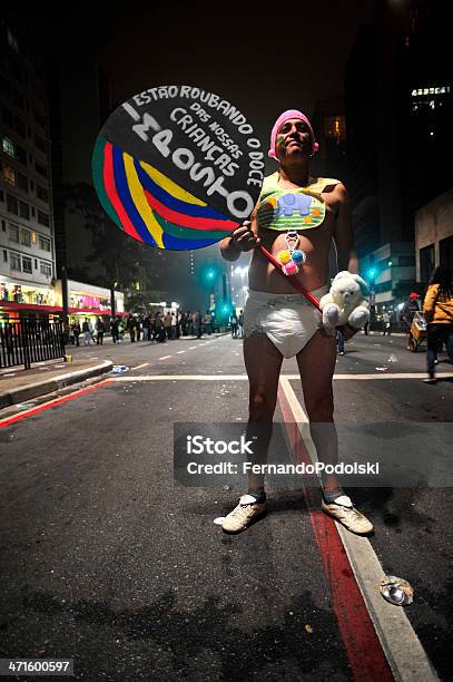 Demostración Foto de stock y más banco de imágenes de Adulto - Adulto, Aire libre, América del Sur