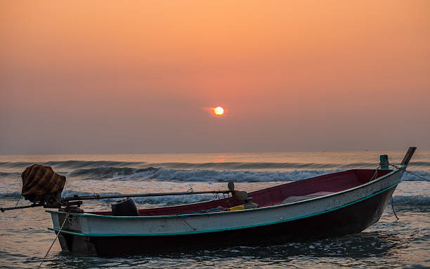 istock Sunrise in the sea. 471600730