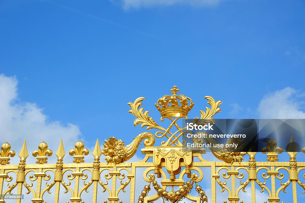 Frammento della Reggia di Versailles, Francia - Foto stock royalty-free di Ambientazione esterna