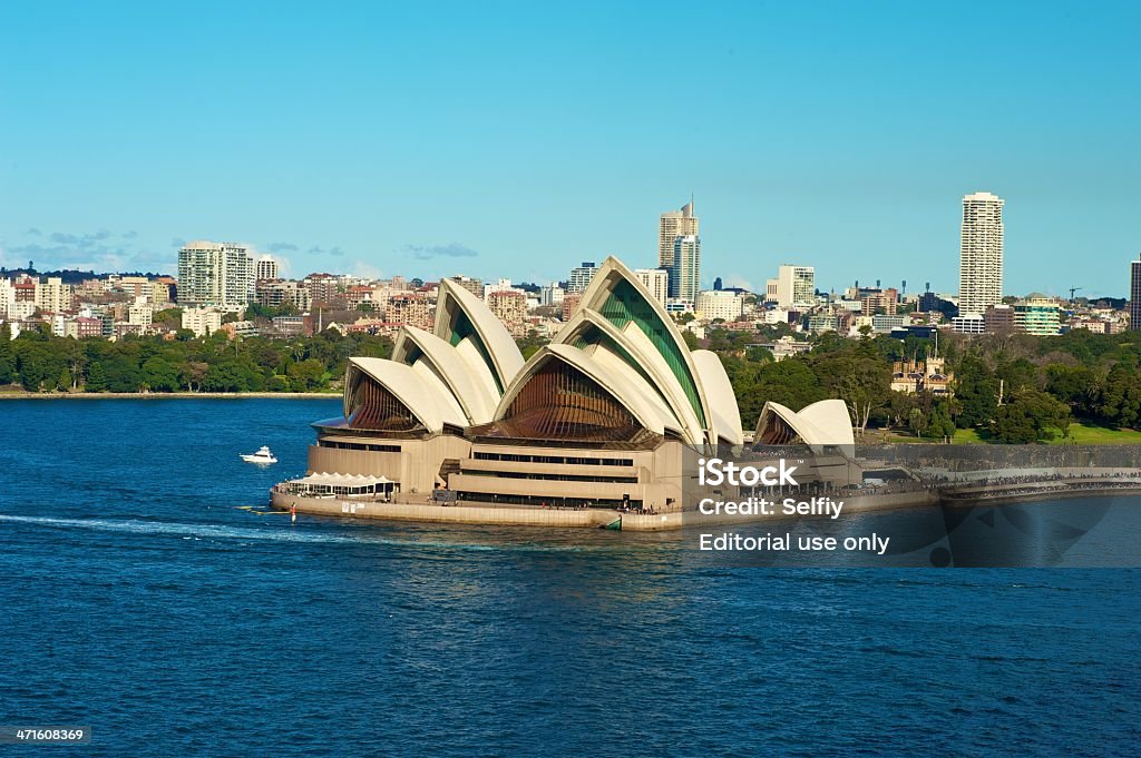 Вид на Сиднейский оперный театр - Стоковые фото Австралия - Австралазия роялти-фри