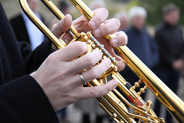 trompete jogador - jazz music trumpet valve - fotografias e filmes do acervo