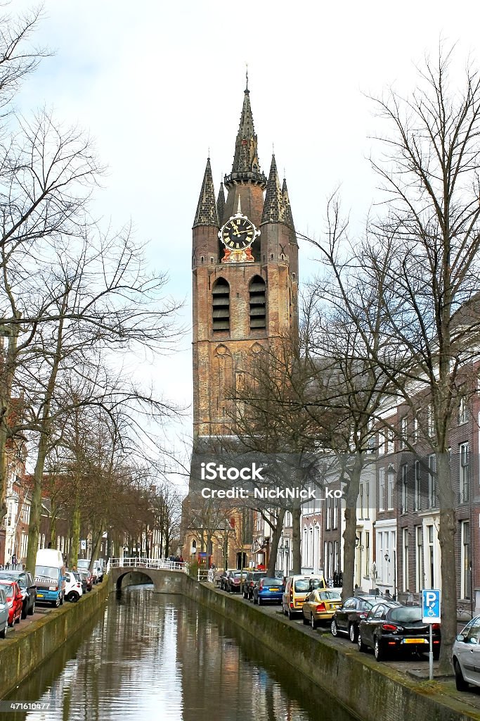 Canal et tour d'église Delft, Pays-Bas - Photo de Antique libre de droits