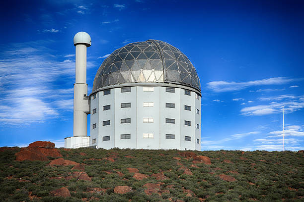 Telescopio grande del sur de África en Sutherland, Sudáfrica - foto de stock