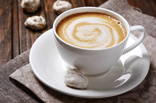 tasse kaffee - biscotti coffee cappuccino latté stock-fotos und bilder