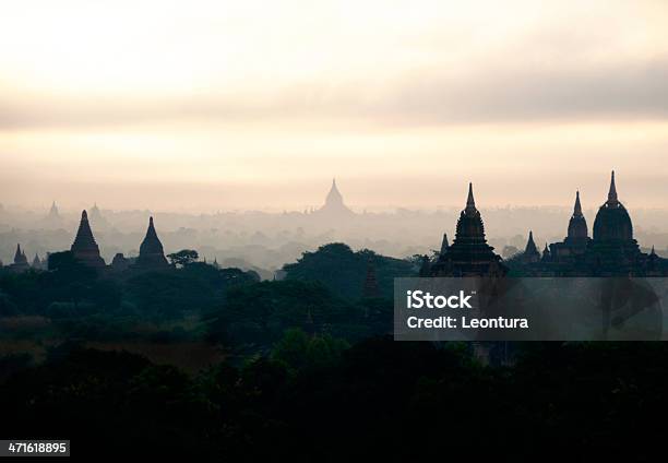 Bagan Foto de stock y más banco de imágenes de Aire libre - Aire libre, Antiguo, Arquitectura