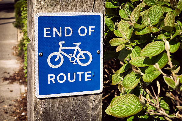 istock End of Cycle Route - sign 471628470