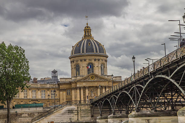 istock Institut de France, Paris 471628519