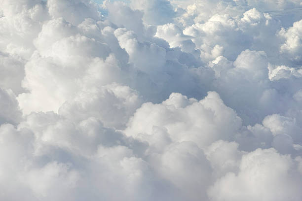 paisagem com nuvens - cumulus cloud cloud sky only cumulonimbus imagens e fotografias de stock