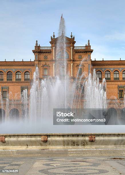 Photo libre de droit de Fontaine De La Plaza De Espana banque d'images et plus d'images libres de droit de Architecture - Architecture, Bâtiment vu de l'extérieur, Carrelage