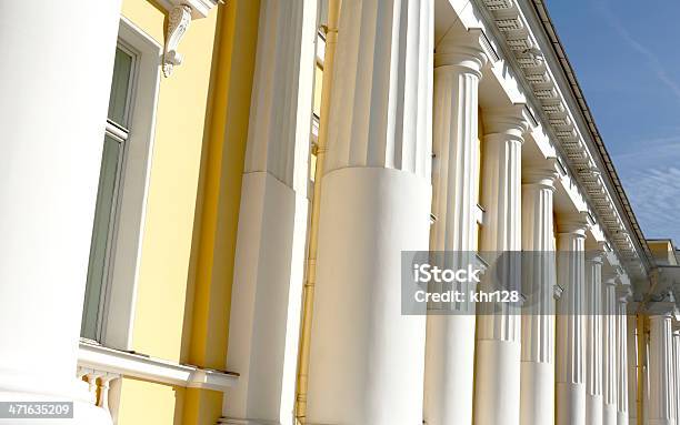 Colonnade Stockfoto und mehr Bilder von Architektonische Säule - Architektonische Säule, Architektur, Fotografie