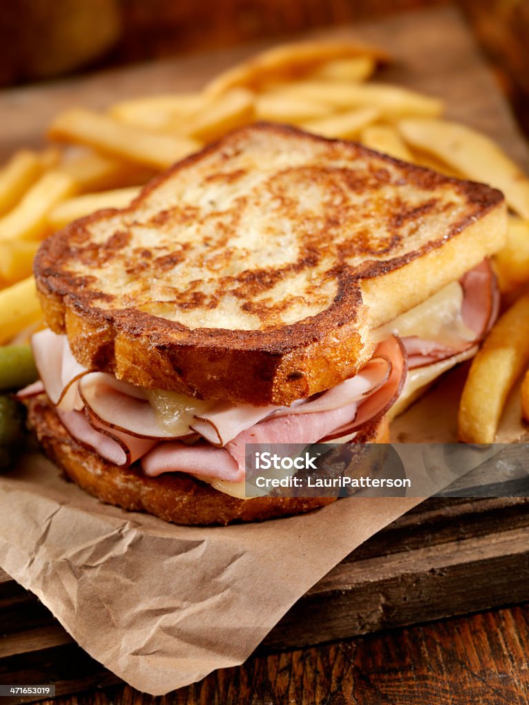 Clássico sanduíches Monte Cristo - Foto de stock de Alimentação Não-saudável royalty-free