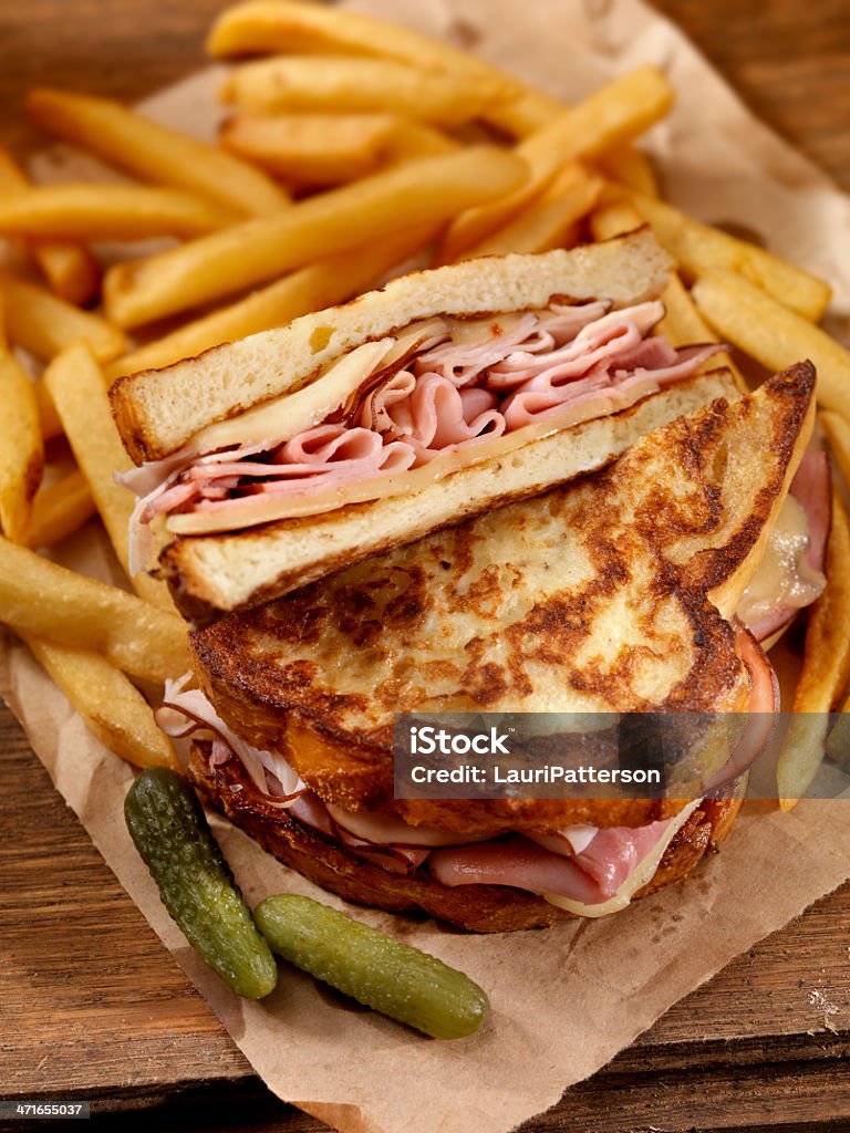 Классические Monte Cristo сэндвич - Стоковые фото Бутерброд роялти-фри