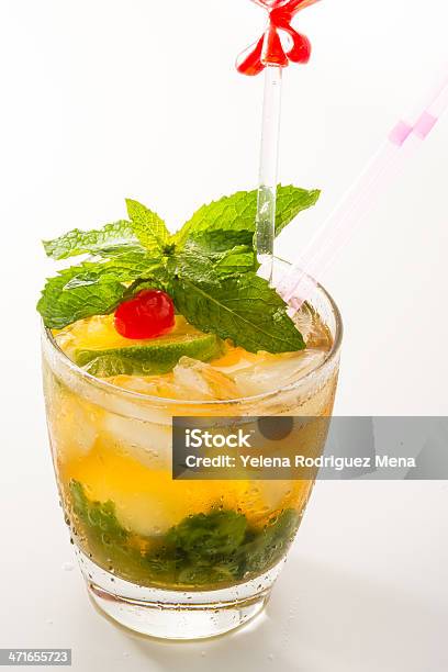 Photo libre de droit de Mint Julep banque d'images et plus d'images libres de droit de Cocktail - Alcool - Cocktail - Alcool, Démolir, Whisky