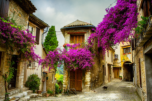 Arte hermosa ciudad antigua de Provence photo