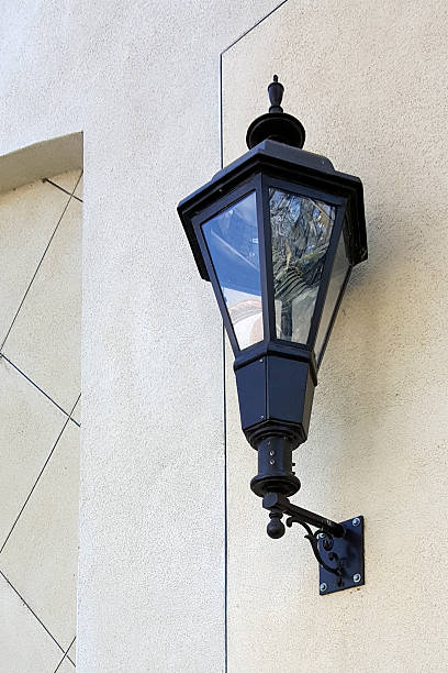 istock Classic Outdoor Wall Lamp 471665420