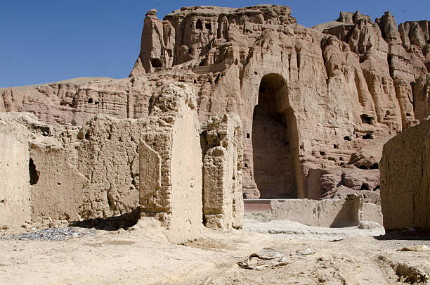 istock Bamyan Buddha from the Ruins 471665861