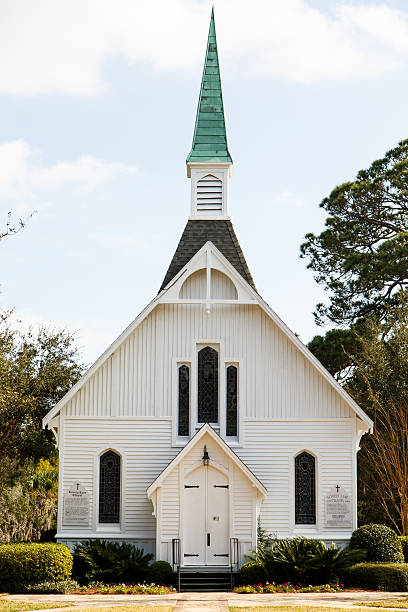 istock Small White Church with Green Steeple 471666651