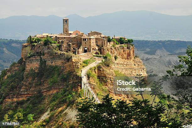 Krajobraz Civita Di Bagnoregio - zdjęcia stockowe i więcej obrazów Civita Di Bagnoregio - Civita Di Bagnoregio, Lacjum, Pejzaże