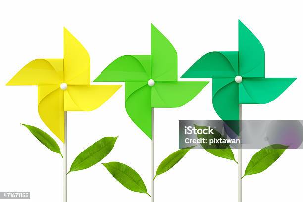 Juguete Un Molinete Con Leafs Verde Sobre Fondo Blanco Foto de stock y más banco de imágenes de Molino de Papel