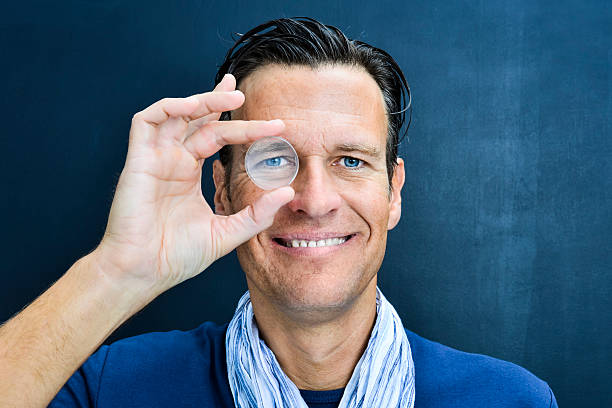 istock Casual man with business vision 471673789