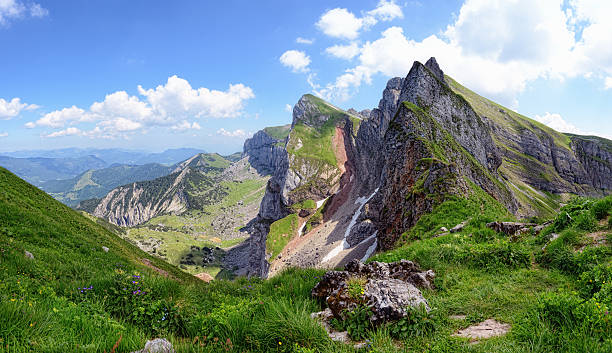istock Karwendel Mountains in european alps 471673939