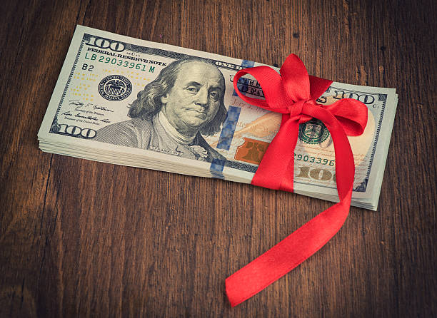istock gift of money 471676740