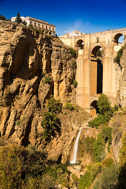 bridge of ronda, hiszpania - ronda spain rhonda bridge zdjęcia i obrazy z banku zdjęć