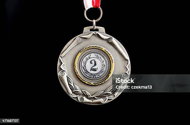 Серебряная Медаль Победитель — стоковые фотографии и другие картинки Podium - Podium, Второе место, Выигрывать
