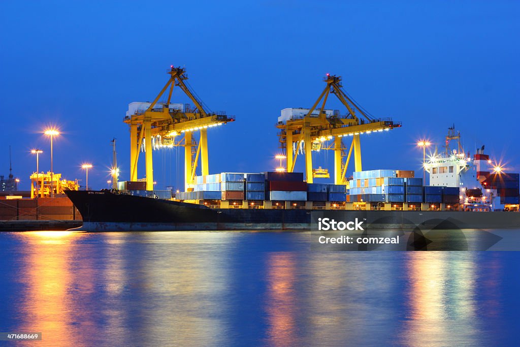 Industrial spedizione porta al tramonto a Bangkok, Tailandia - Foto stock royalty-free di Acqua