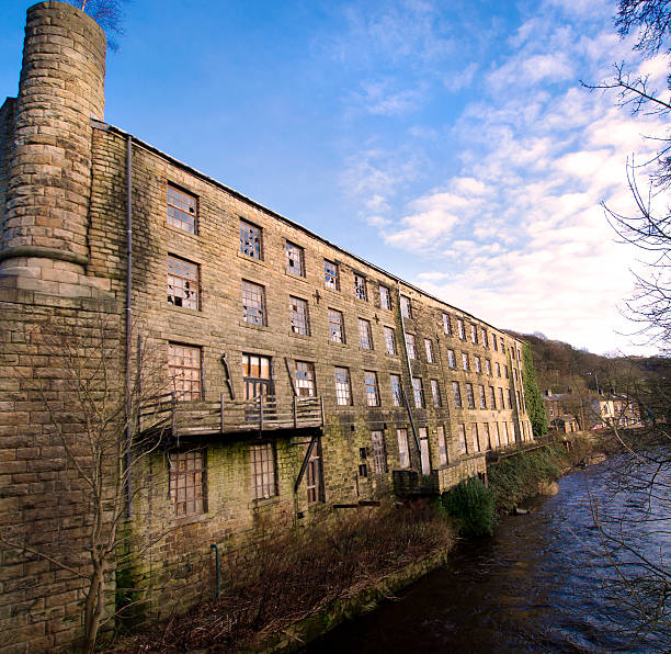 istock Derelict Stone Textile Mill in Yorkshire 471691264
