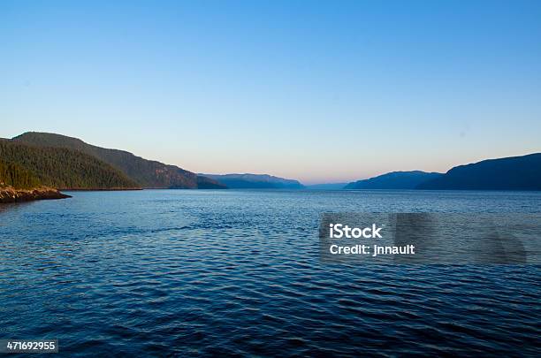Sagenay Fjord Quebec Kanada Rzeki Jeziora Forest Dramatyczne Niebo - zdjęcia stockowe i więcej obrazów Bez ludzi