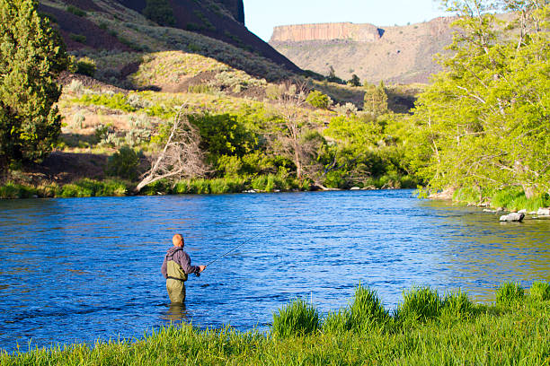istock Fly Fishing Deschutes River 471698785