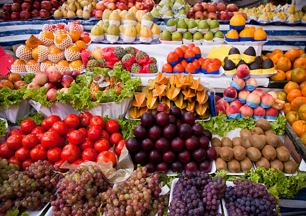 obst - straßenmarkt stock-fotos und bilder