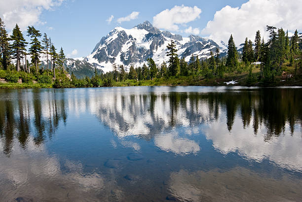 istock Mount Shuksan Reflected in Picture Lake 471704027