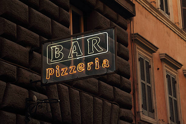 istock Bar and pizza sign in Italy 471704055
