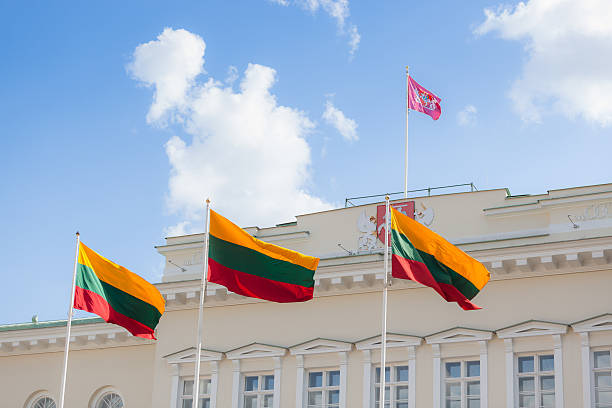 istock Presidential Palace in Vilnius 471705575