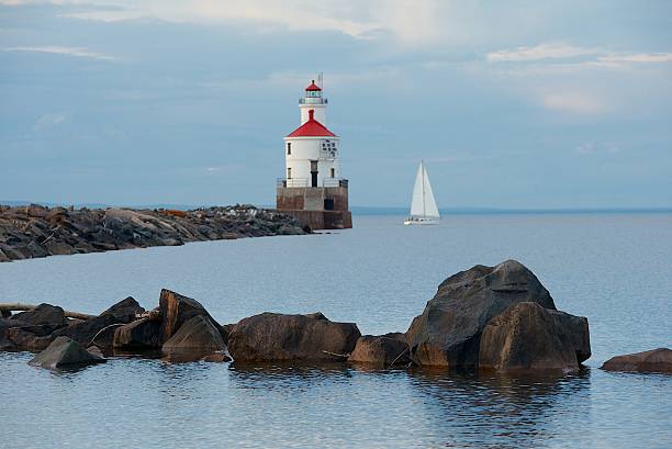 istock Lighthouse and Sailboat on Lake Superior 471706561