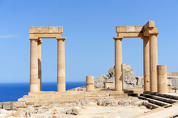 istock Ruins of ancient temple 471707617