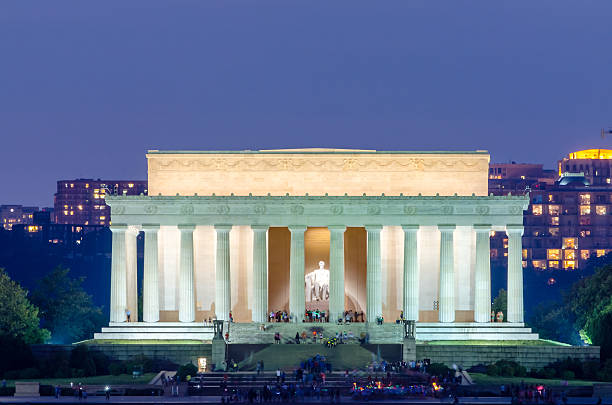 istock Lincoln Memorial in Washington DC USA 471708017